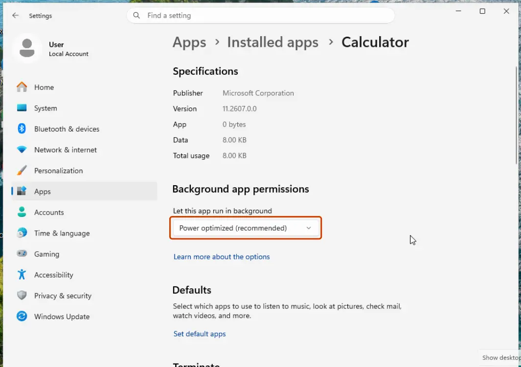 Calculator advanced options with Let this app run in background set to Power optimized (recommended)